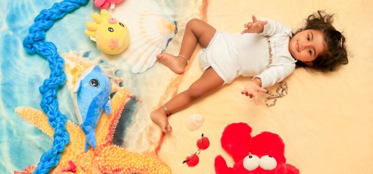 5 Beach Theme Baby Photoshoot Ideas that You Can Do at Home