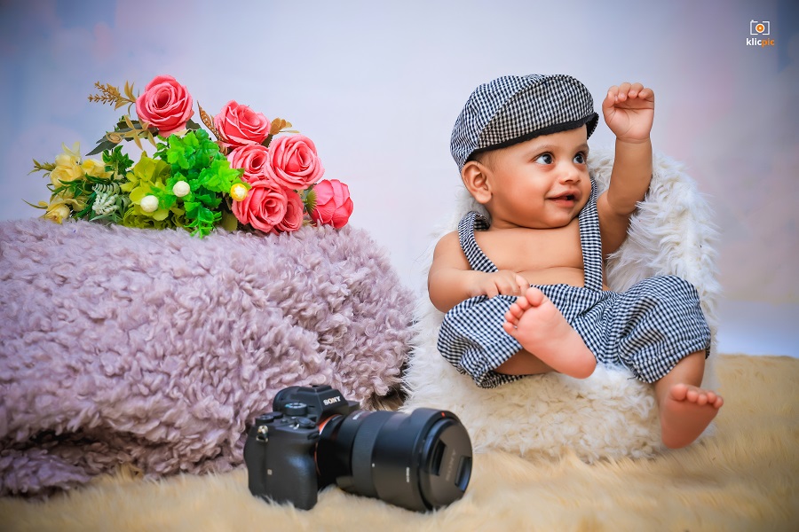 11 Month Baby Photoshoot